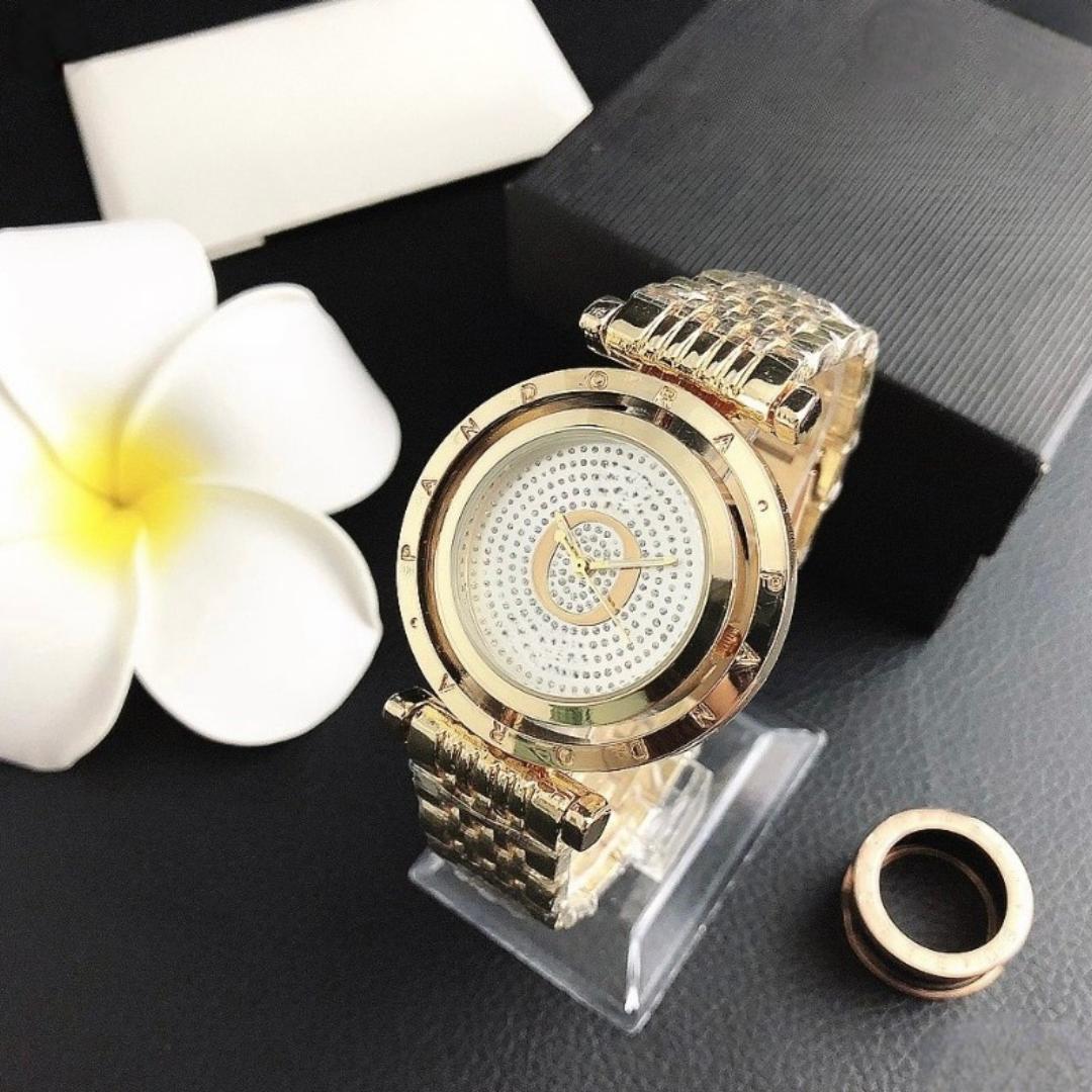 Relojes analógicos con corona con logotipo